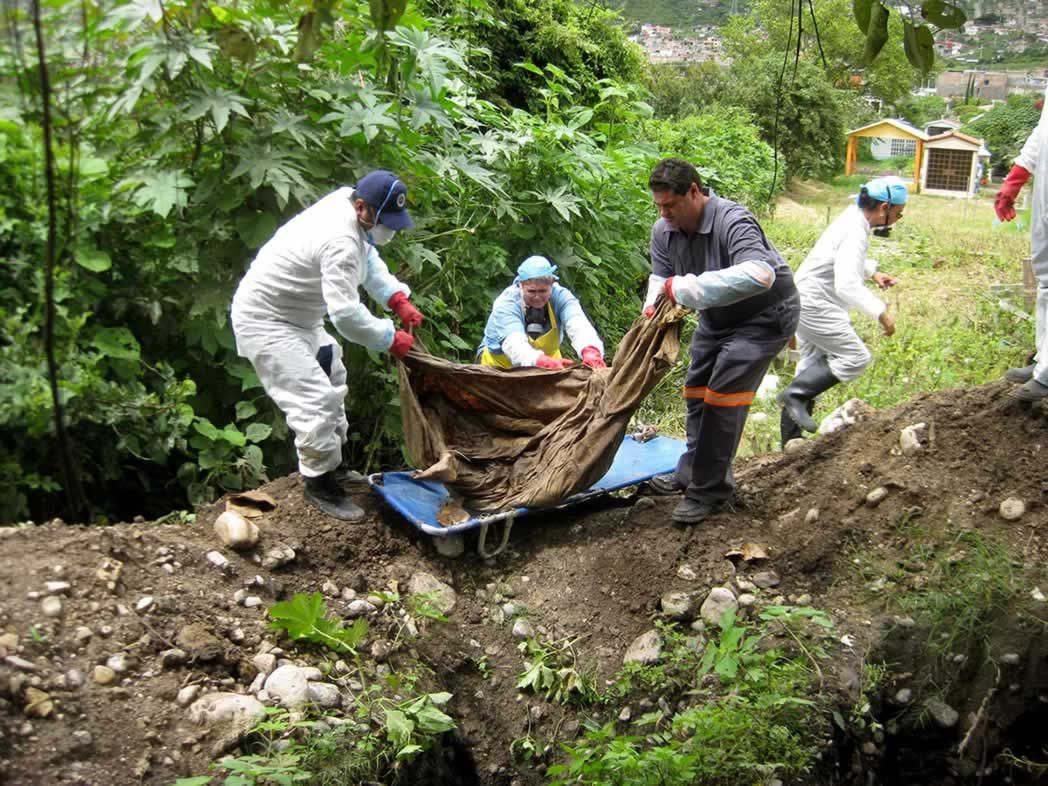 CDMX presenta plan para identificar restos en fosa común del Panteón Dolores